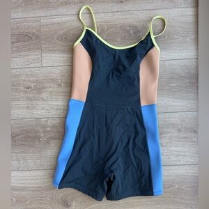 Rip curl swim. Thick layer for surf.